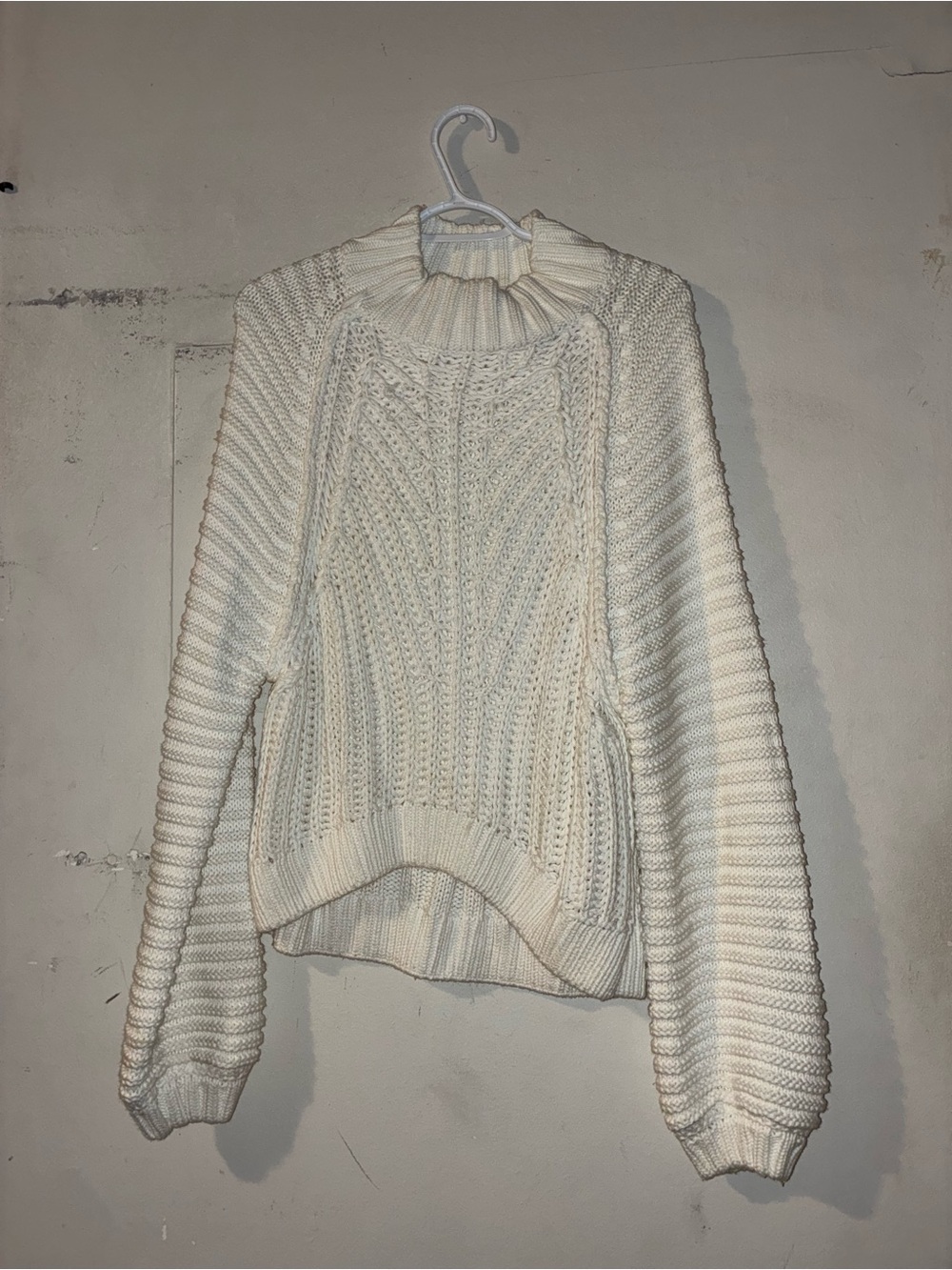 Free People Chunky Cable Knit Mock Neck Sweater XS Ivory Cozy Oversized